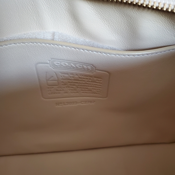 SOLD ON MERCARI - Picture 9 of 12